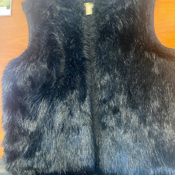 Michael Kors - Picture 1 of 4